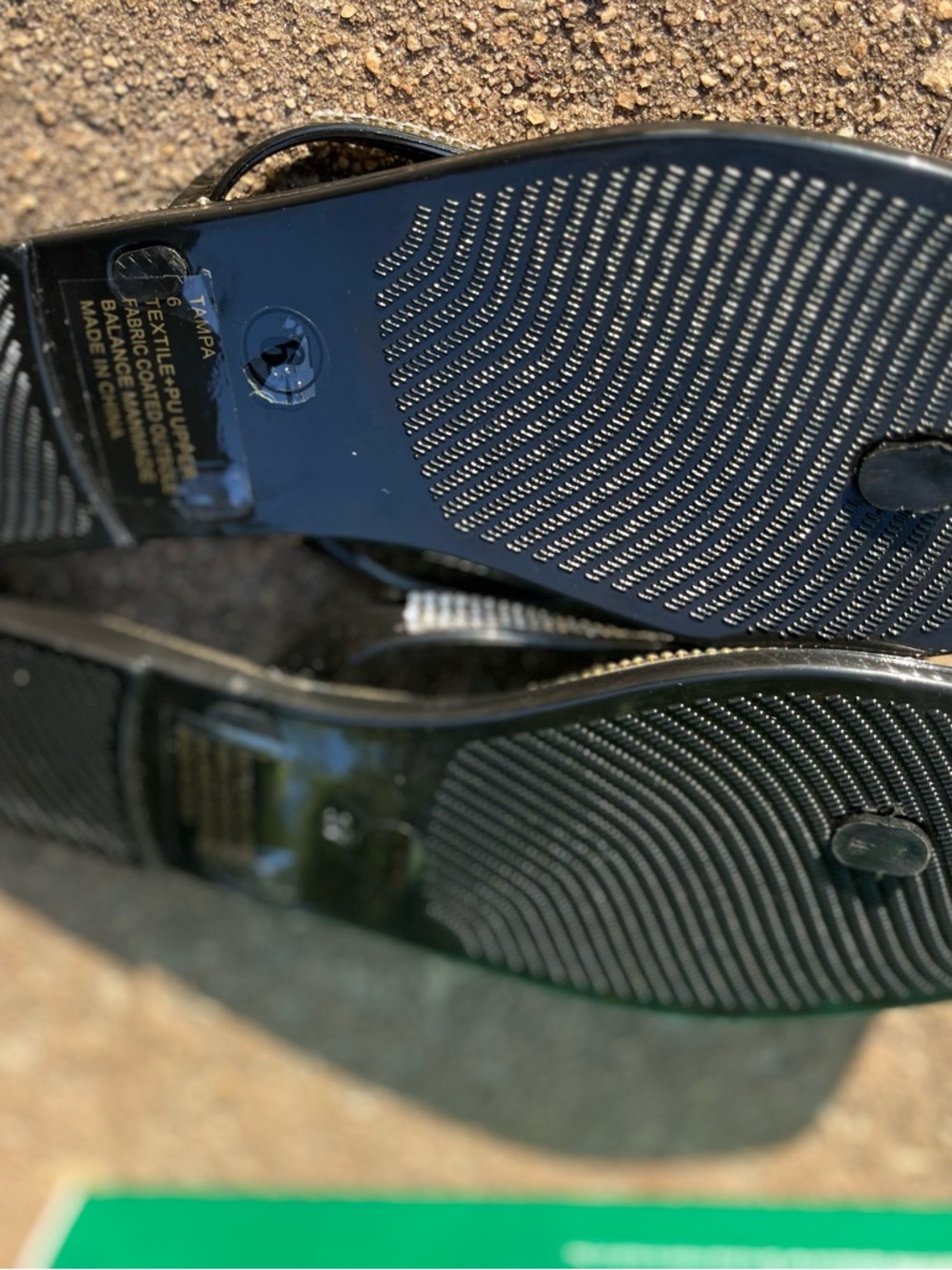 🆕Lauren Lorraine Black Rhinestone-Trim Square-Toe Flip Flops NEW Size 5.5 - Picture 4 of 5